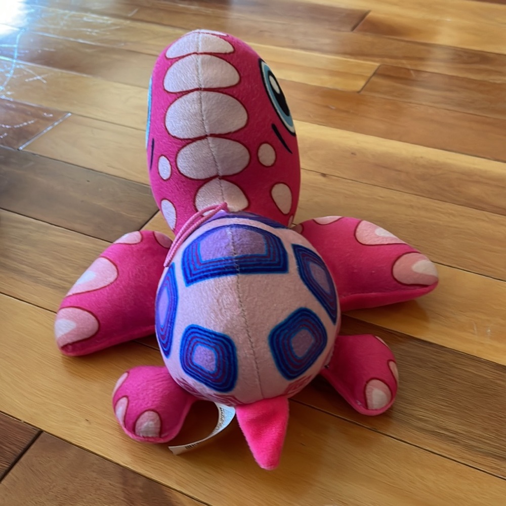 Turtle plushy - Picture 3 of 7